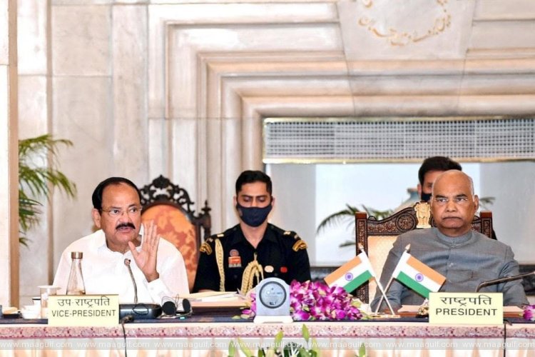 గవర్నర్లు, లెఫ్టినెంట్ గవర్నర్లకు ఉపరాష్ట్రపతి  సూచన