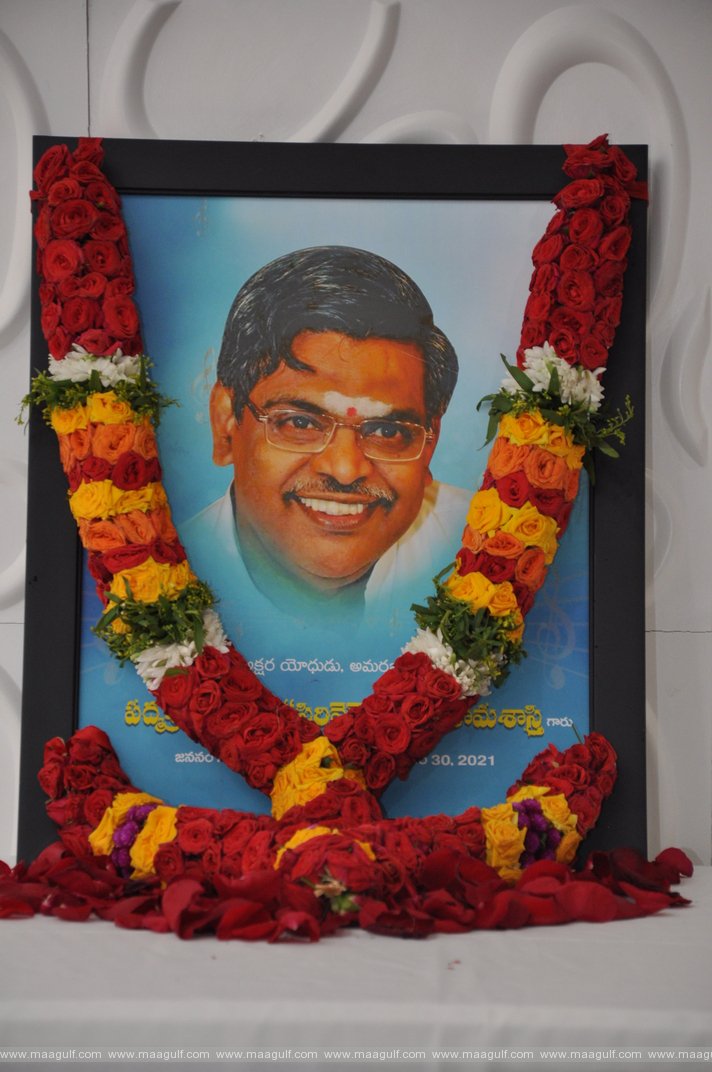 డల్లాస్ లో \'సిరివెన్నెల\'కి అశ్రునివాళి!