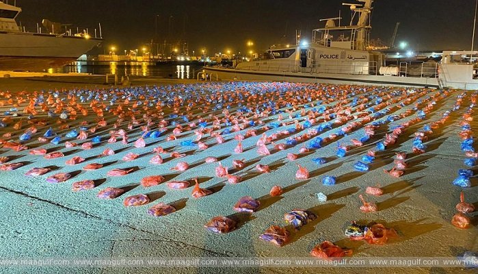 ఒమన్ లో డ్రగ్స్‌ స్మగ్లింగ్‌కు యత్నించిన నలుగురు అరెస్ట్