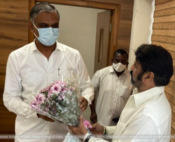 మంత్రి హరీష్ రావు ని కలిసిన బాలకృష్ణ