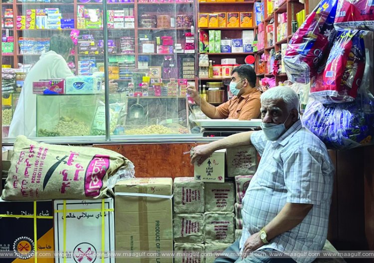 60 ఏళ్లు పైబడిన ప్రవాసుల ఇష్యూపై కొనసాగుతున్న చర్చలు