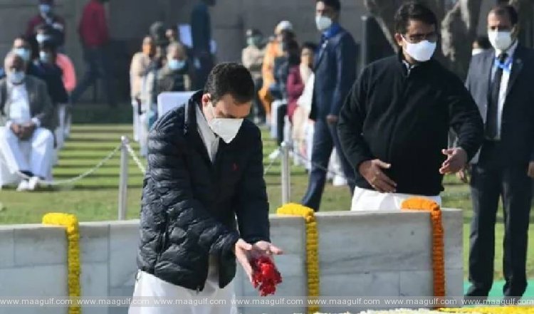 జాతిపిత మహాత్మా గాంధీకి నివాళులర్పించిన రాహుల్ గాంధీ