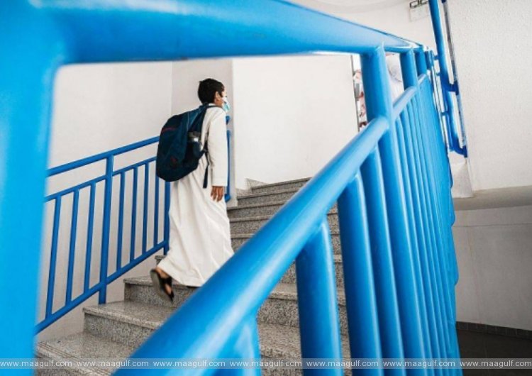 11 విభాగాలకు చెందిన విద్యార్థులకు ప్రత్యక్ష బోధన నుంచి వెసులుబాటు