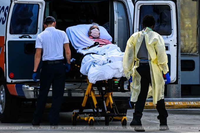 కరోనా దెబ్బకు వణికిపోతున్న అమెరికా ఆరోగ్య వ్యవస్థ