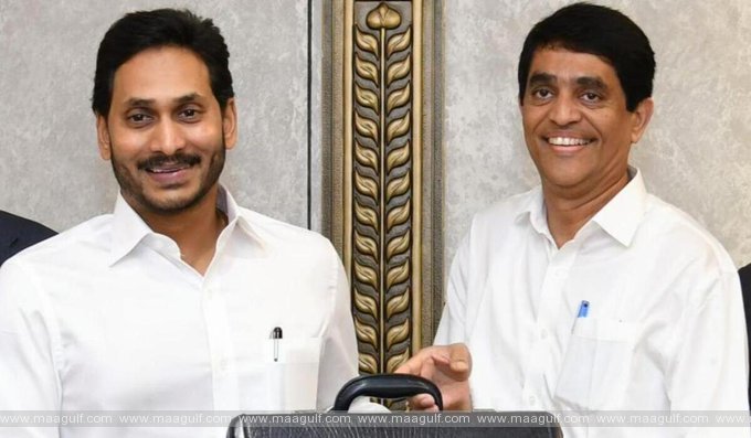 మేకపాటి గౌతమ్‌రెడ్డి శాఖలు మంత్రి బుగ్గనకు కేటాయింపు