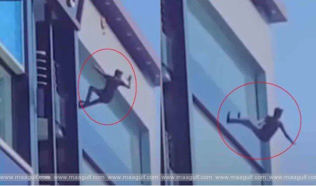 హైదరాబాద్ కోఠిలో విషాదం..