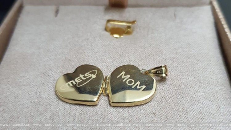 CMETS company gifts \'mum\' locket to employees