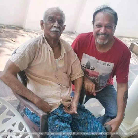 పరుచూరి స్టార్ రైటర్ ఫోటో చూసి షాకైన అభిమానులు!