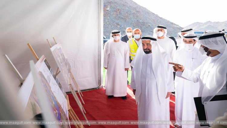 Sharjah Ruler inspects Al Hafiya Rest Area project