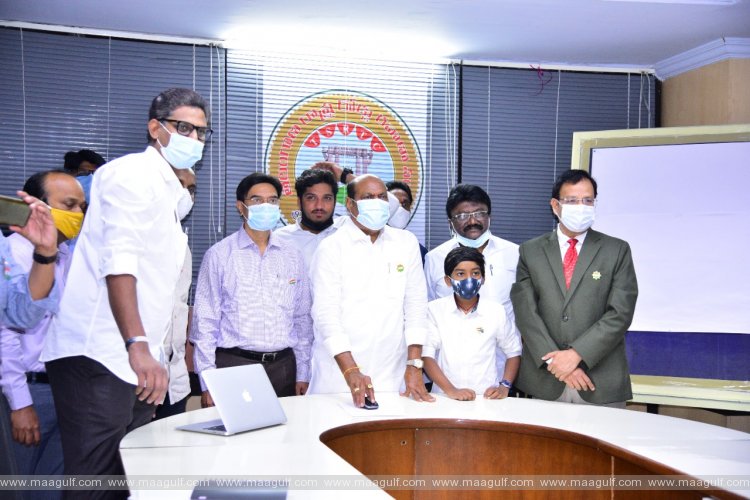 మహిళలకు టీఎస్​ఆర్టీసీ ఆఫర్లు