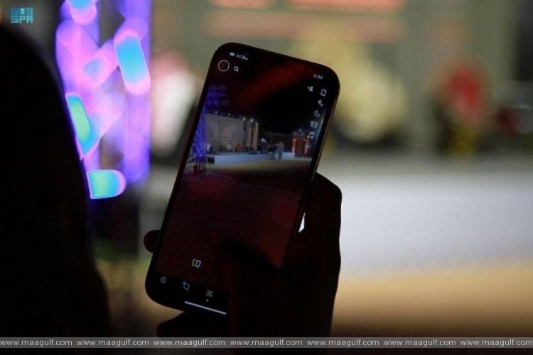 వ్యక్తిగత గోప్యత హక్కు ఉల్లంఘనకు ఏడాది జైలు, అర మిలియన్ జరిమానా