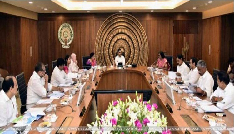 కొత్త మంత్రుల విషయంలో మనసు మార్చుకున్న  ఏపీ సీఎం జగన్..