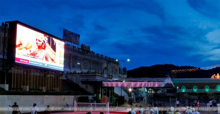 తిరుమల: ఎల్ఈడీ స్క్రీన్లపై తెలుగు సినిమా పాటల ప్రసారం