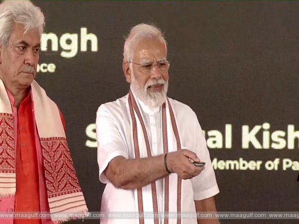 జమ్మూ కాశ్మీర్‌లో ప్రధాని మోదీ పర్యటన