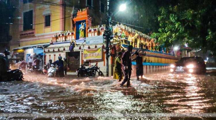హైదరాబాద్ లో భారీ వర్షం..