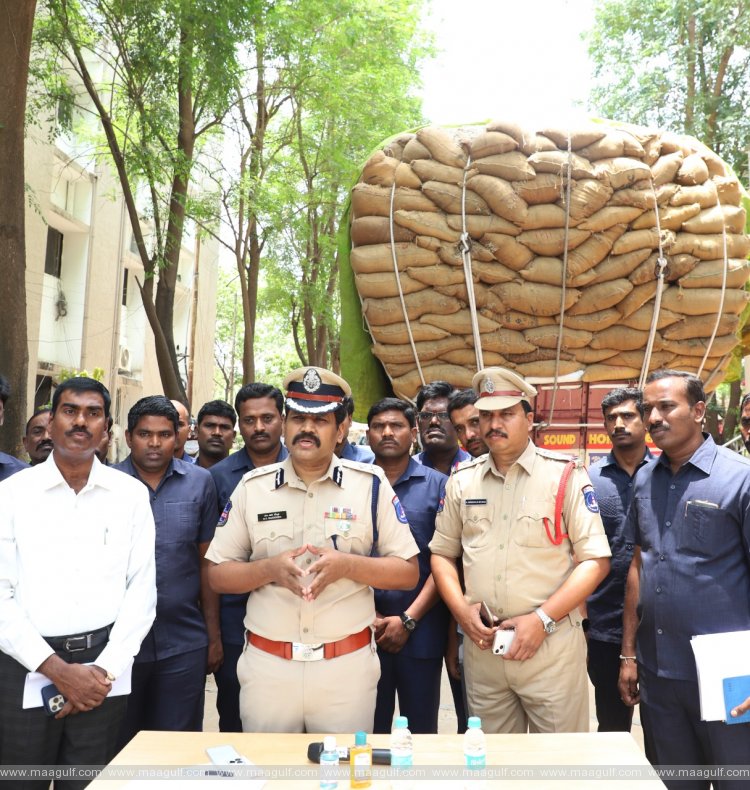 భారీగా గంజాయి రవాణా ప‌ట్టుకున్న పోలీసులు