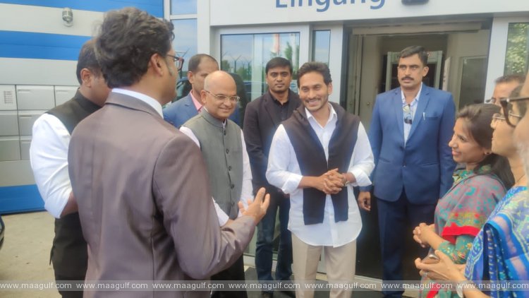 జురెక్‌ చేరుకున్న ఏపీ సీఎం జగన్