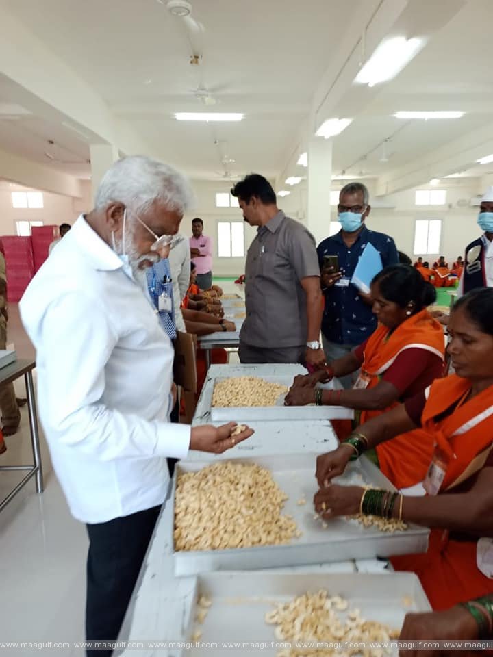 టీటీడీ గోడౌన్ లో చైర్మన్ సుబ్బారెడ్డి ఆకస్మిక తనిఖీలు..