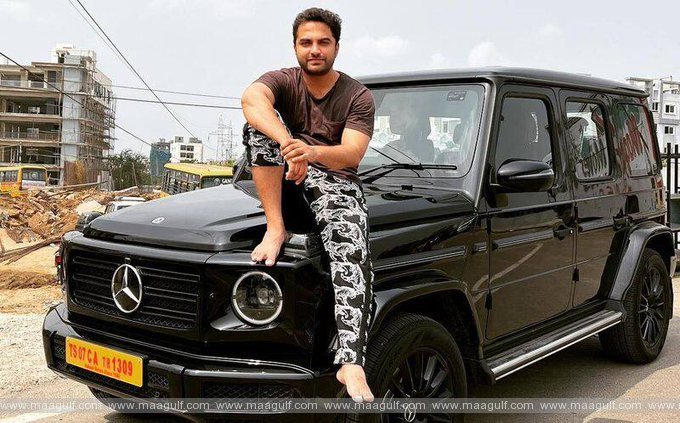 టాప్ మోడల్‌ బెంజ్ కారు కొన్న విశ్వక్ సేన్