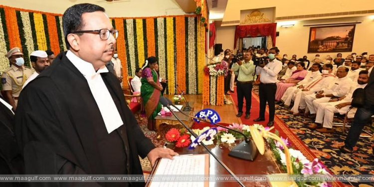 1 హైకోర్టు ప్రధాన న్యాయమూర్తిగా జస్టిస్ ఉజ్జల్ భూయాన్ ప్రమాణ స్వీకారం