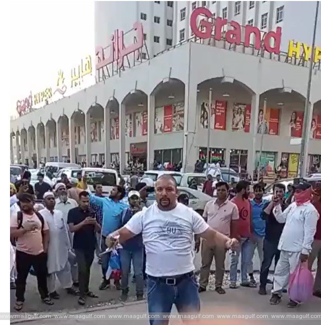 నిరసన కార్యక్రమంలో పాల్గొన్న ప్రవాసులకు దేశ బహిష్కరణ!