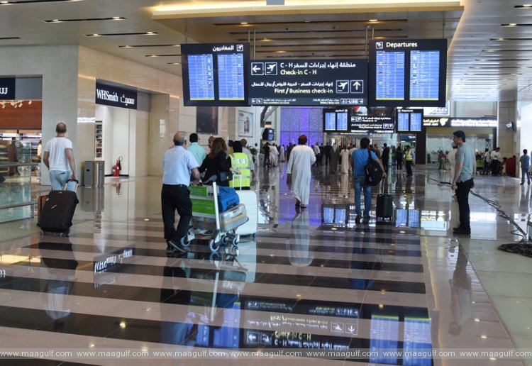 వేసవి సెలవులు.. ఒమన్‌ విమానాశ్రయాల్లో రద్దీ