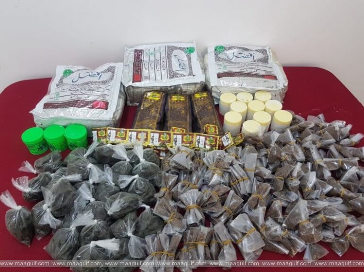 అక్రమంగా పొగాకు విక్రయం: ఇద్దరు వలసదారులకు 3,000OMR జరిమానా