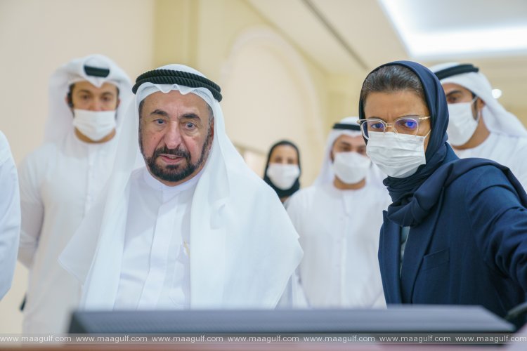 Sharjah Ruler receives Minister of Culture and Youth, Department of Culture and Tourism in Abu Dhabi\'s delegation