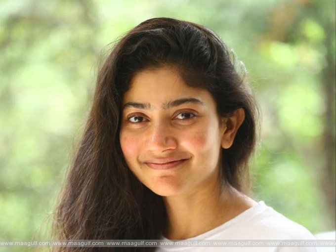 సాయి పల్లవి ఏడ్సేస్తుంది ఎందుకు.?