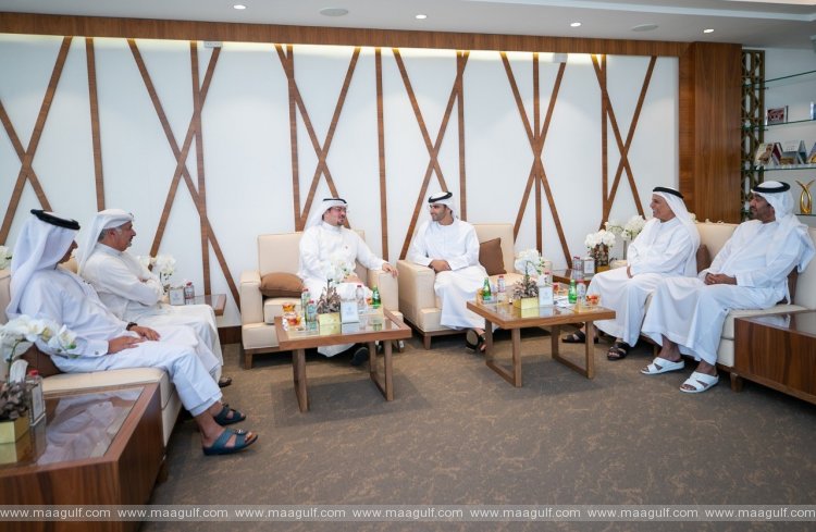 Mansoor bin Mohammed meets with the Bahraini Consul General
