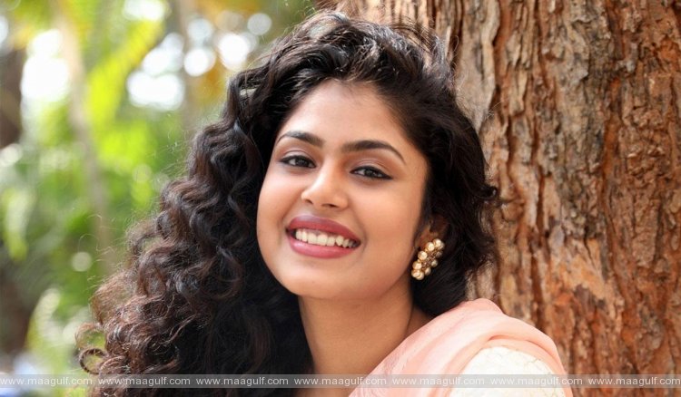 ‘జాతి రత్నాలు’ ఫేమ్: రూటు మార్చిన చిట్టి..  ‘పక్కా కమర్షియల్’.!