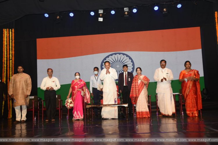 మాతృభాష ప్రాధాన్యాన్ని నొక్కిచెప్పిన మహనీయుడు సినారె: ఉపరాష్ట్రపతి