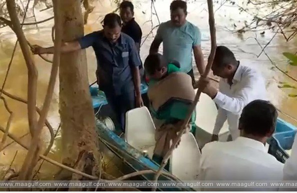 పెను ప్రమాదం నుండి బయటపడ్డ ఎమ్మెల్యే సీతక్క