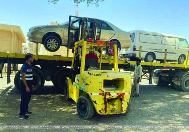 28 కార్లను తొలగించిన కువైట్ మునిసిపాలిటీ