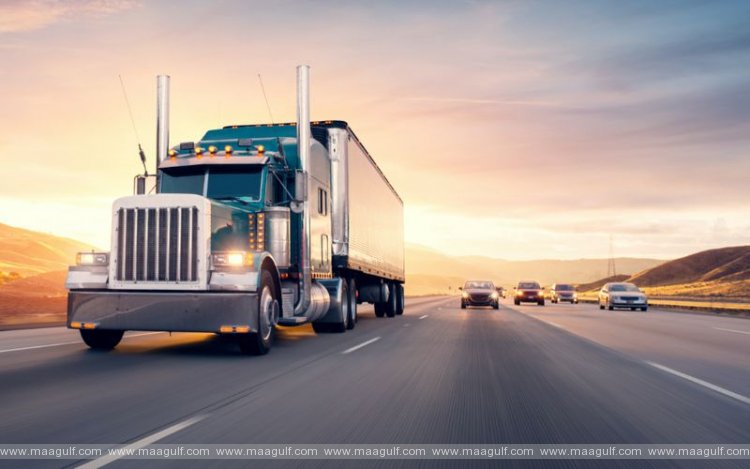 ట్రక్ డ్రైవర్‌ల కోసం మూడు భాషల్లో సేఫ్టీ గైడ్‌