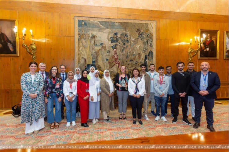 Students from the UAE University visits the University of Navarra in Spain