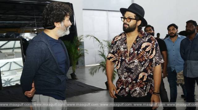 మహేష్ కన్నా ముందే బన్నీతో త్రివిక్రమ్.!