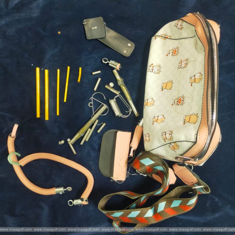 లేడీస్ హ్యాండ్ బ్యాగ్‎లో దాచి బంగారం స్మగ్లింగ్