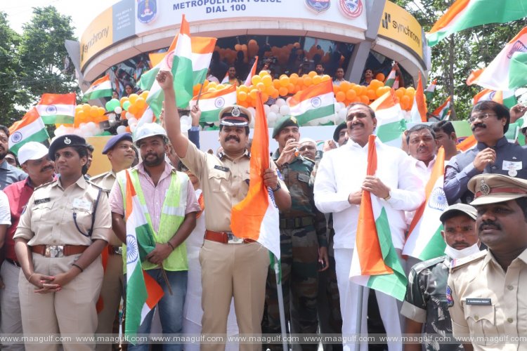 సైబరాబాద్ లో ‘సామూహిక జాతీయ గీతాలాపన\' విజయవంతం