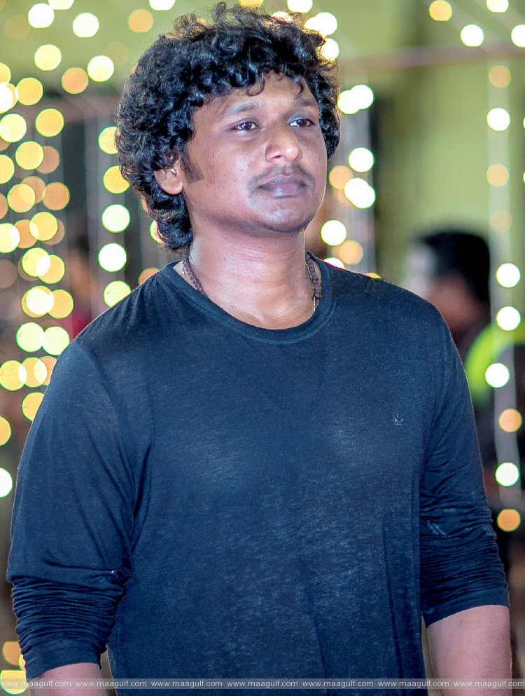 పవన్ సినిమాని రీమేక్ చేస్తానంటోన్న ‘విక్రమ్’ డైరెక్టర్.!