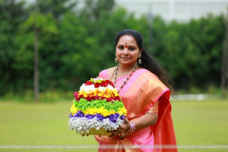 1 ఆస్ట్రేలియన్ పార్లమెంటు హౌస్లో బతుకమ్మ వేడుకలు..