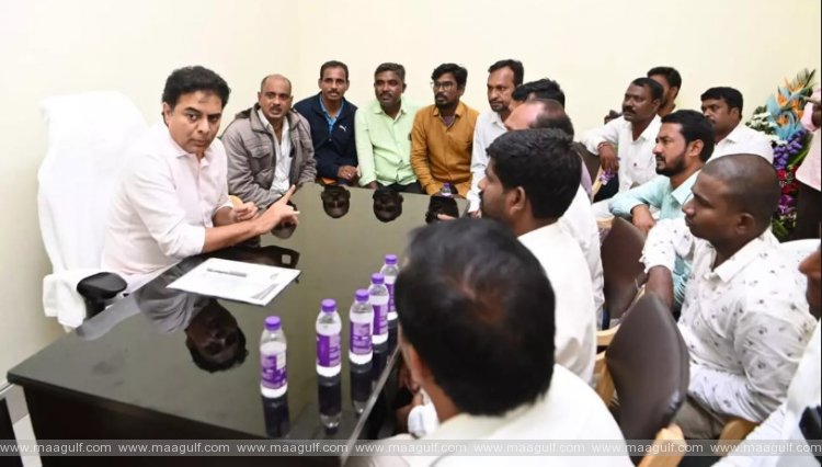 1 వీఆర్ఏలతో ముగిసిన కెటిఆర్ భేటి..