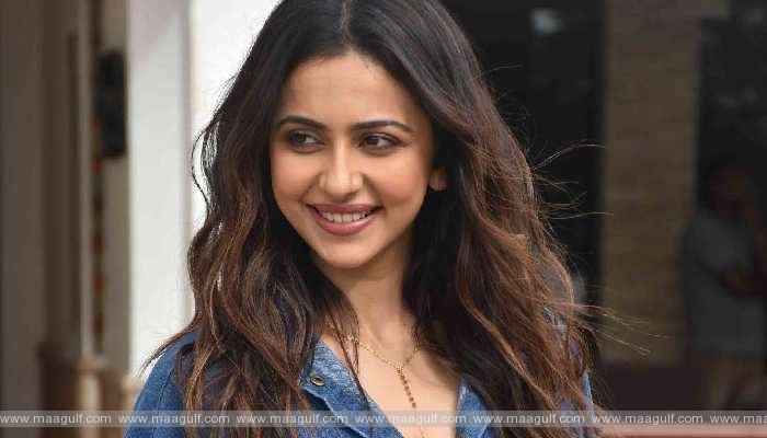 అక్టోబర్‌లో రకుల్ డబుల్ ధమాకా.! స్పీడు మామూలుగా లేదుగా.!