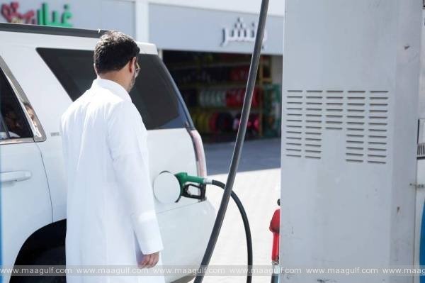 నకిలీ ఇంధనాన్ని విక్రయించిన గ్యాస్ స్టేషన్ యజమాని పై చర్యలు