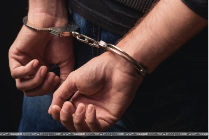 1 బహ్రైయిన్ లో 34 మంది అరెస్ట్