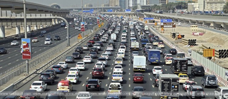 షేక్ జాయెద్ రోడ్ లో సోమవారం నుంచి స్పీడ్ లిమిట్ లో మార్పులు