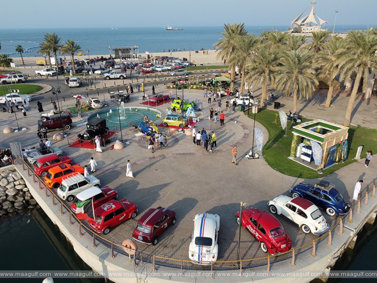 గల్ఫ్ అతిపెద్ద వింటేజ్ కార్ల ప్రదర్శన ప్రారంభం