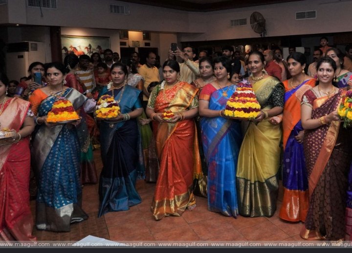 బహ్రెయిన్: తెలుగు కళా సమితి ఆధ్వర్యంలో ఘనంగా బతుకమ్మ మరియు దసరా సంబరాలు