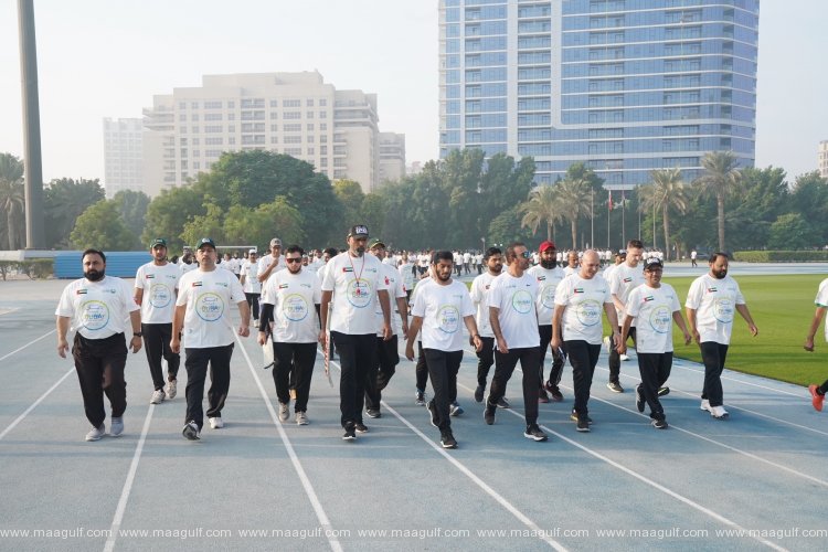 20 Dubai Police organizes \'30-minute Walk\' Event