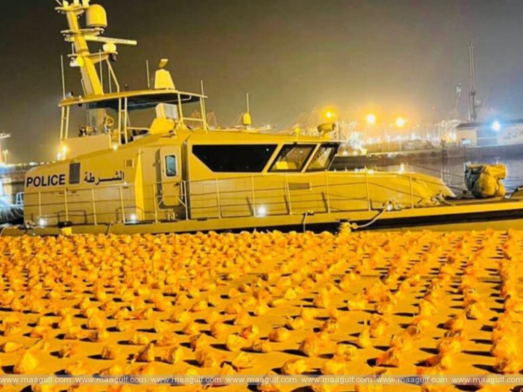 ధోఫర్‌లో నలుగురు ఖాట్ స్మగ్లర్లు అరెస్ట్